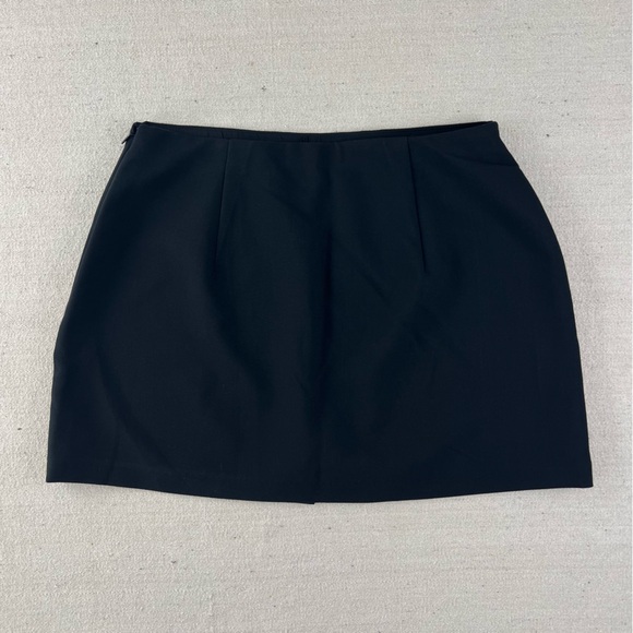 Abercrombie & Fitch Scarlett Mini Skort Ultra High Rise Curve Love Medium - Picture 6 of 9